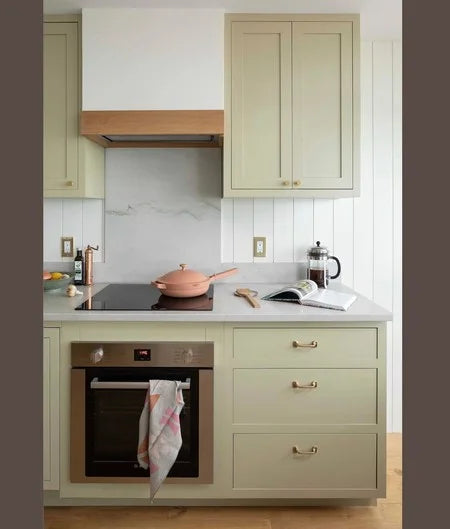 No. 32 Cooking Apple Green